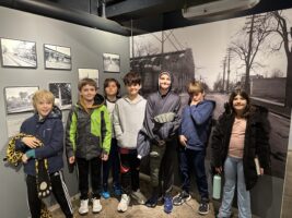 ECFS students pose together at NY Transit Museum.